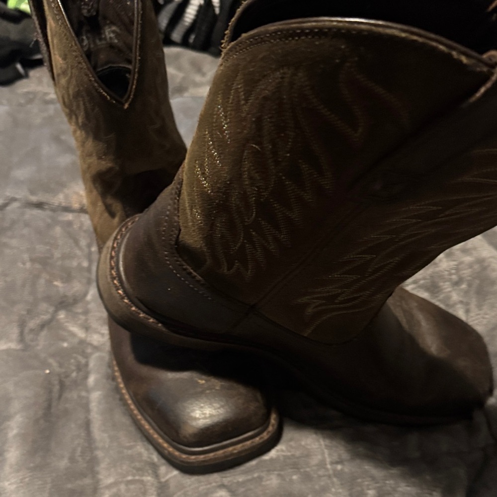 Ariat Dark Brown Western Boots